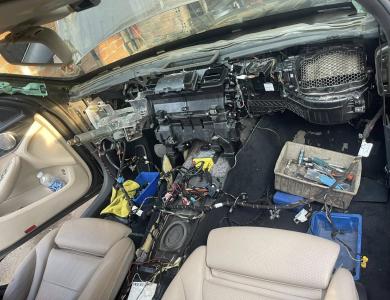 sửa chữa &ocirc; t&ocirc; v&agrave; thay thế phụ t&ugrave;ng &ocirc; t&ocirc; tại Thủ Đức